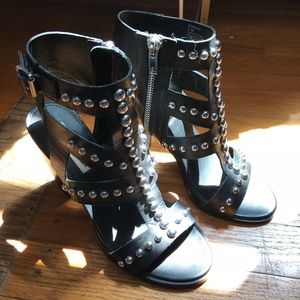 Steve Madden Black stud heels size 6.5
